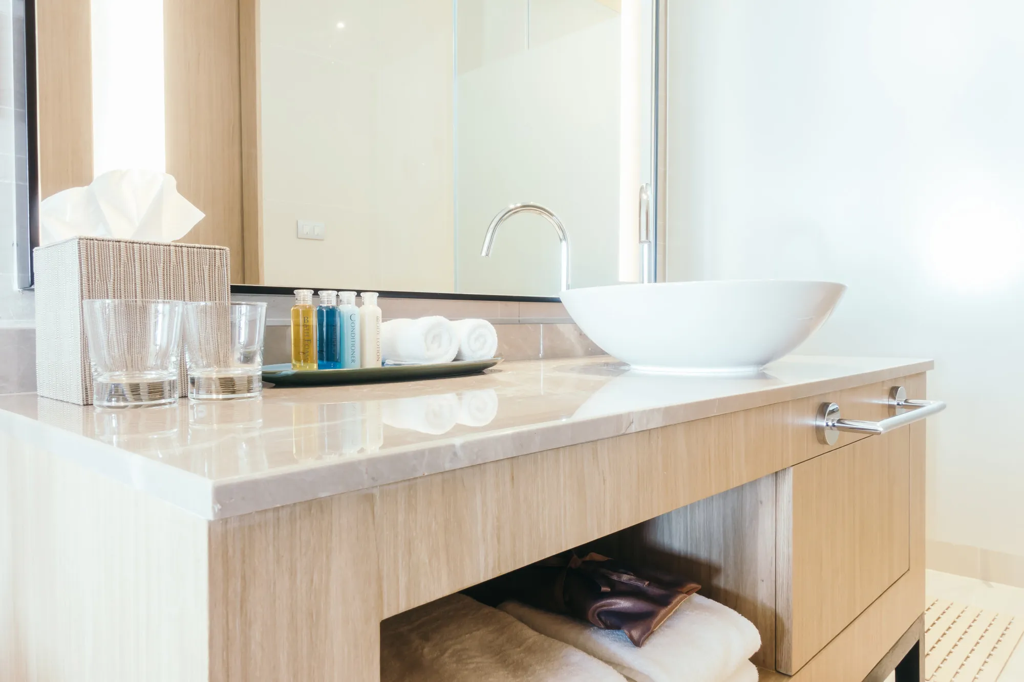 Countertops and sinks