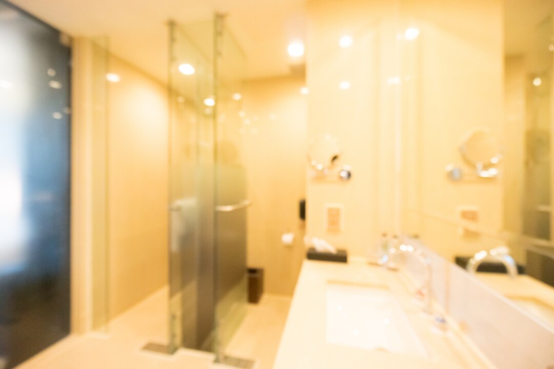 Lighting fixtures